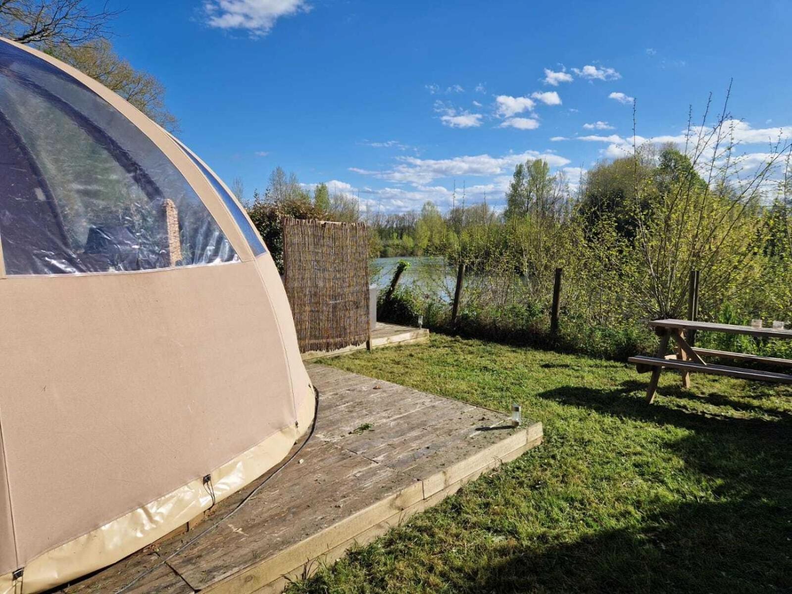 Les Nuits De Cassiopee Bed & Breakfast Sorde-l'Abbaye Ruang foto