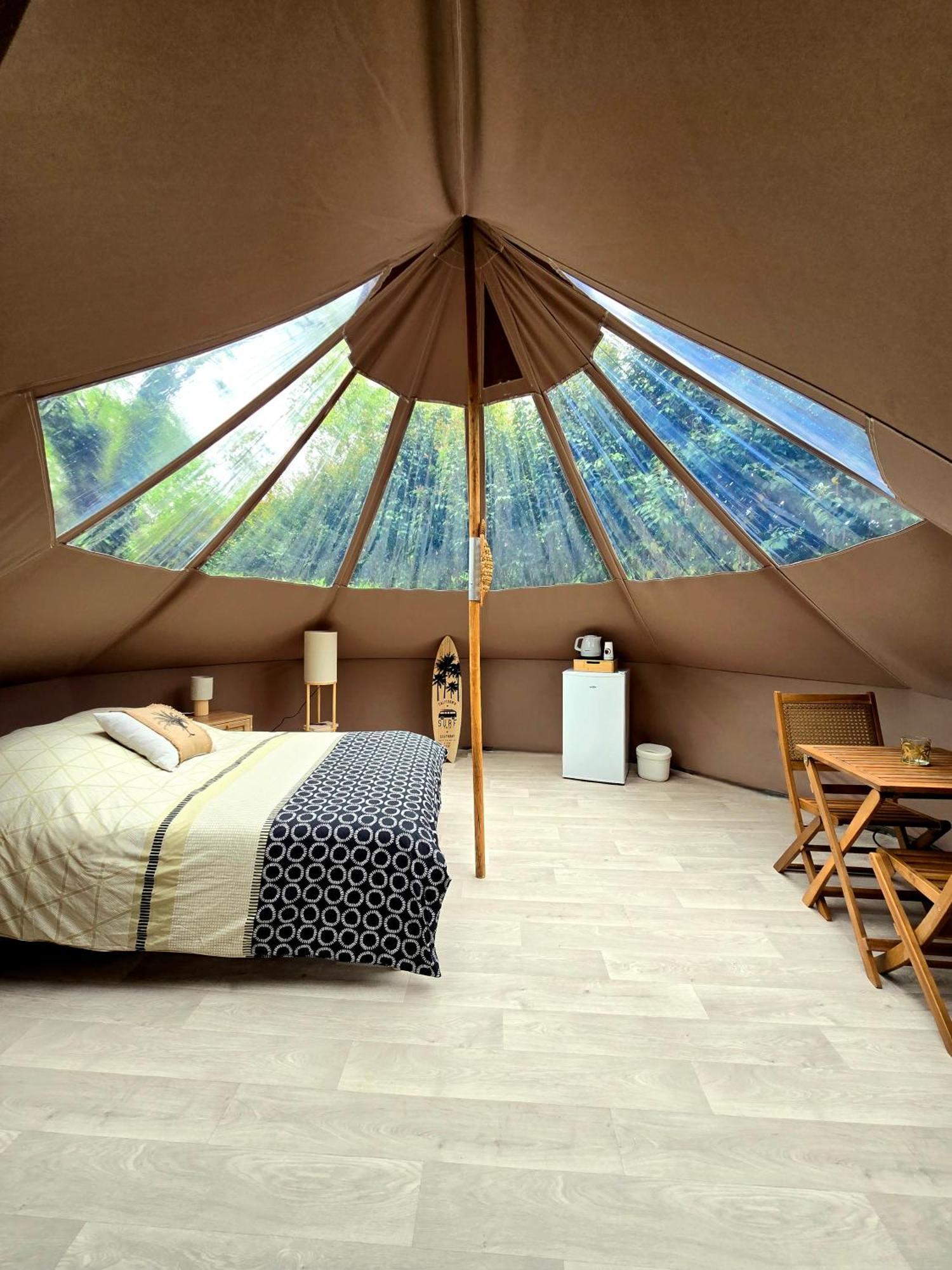Les Nuits De Cassiopee Bed & Breakfast Sorde-l'Abbaye Bagian luar foto