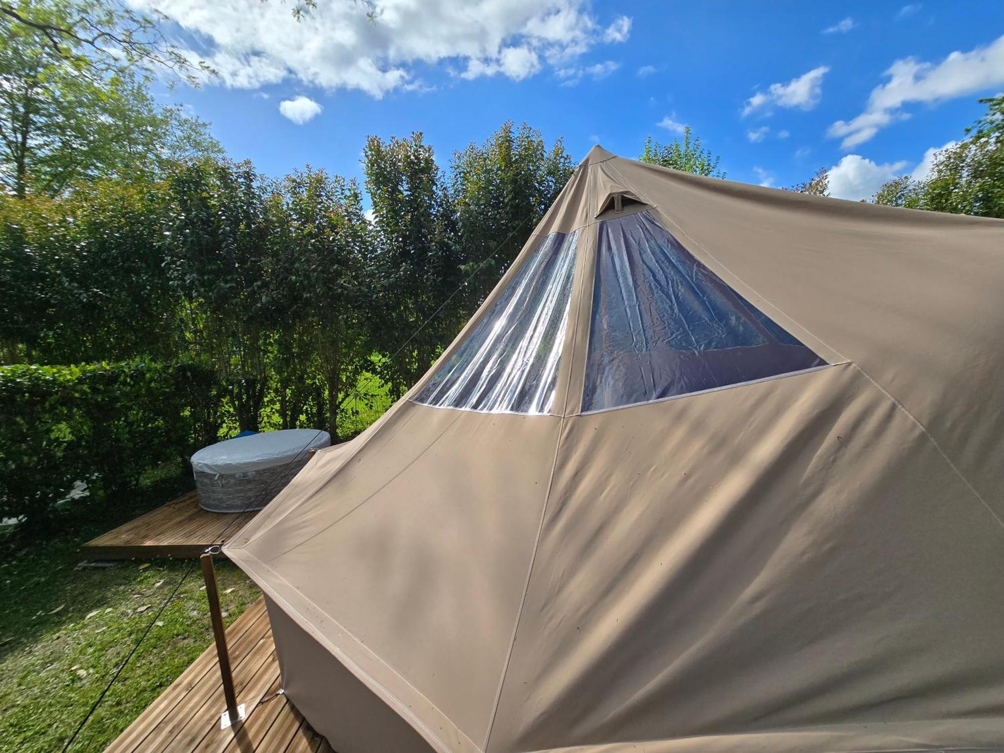 Les Nuits De Cassiopee Bed & Breakfast Sorde-l'Abbaye Bagian luar foto